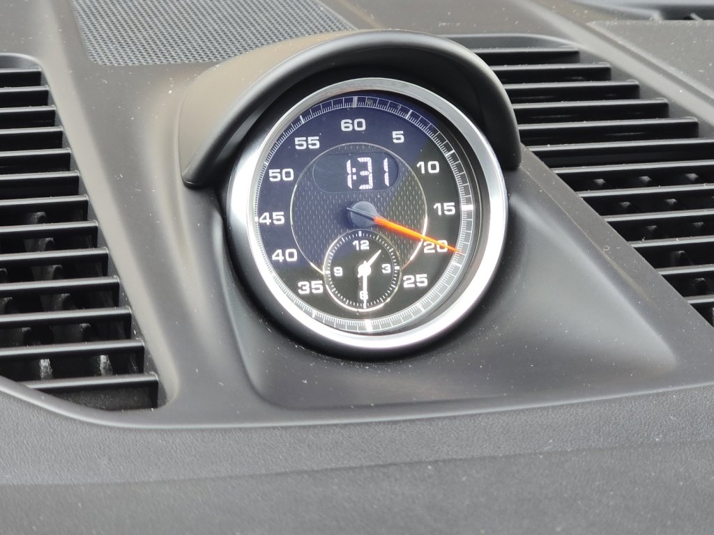 Used 2017 Porsche 911 Turbo image 32