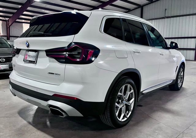 Used 2024 BMW X3 xDrive30i w/ Premium Essential Package image 2
