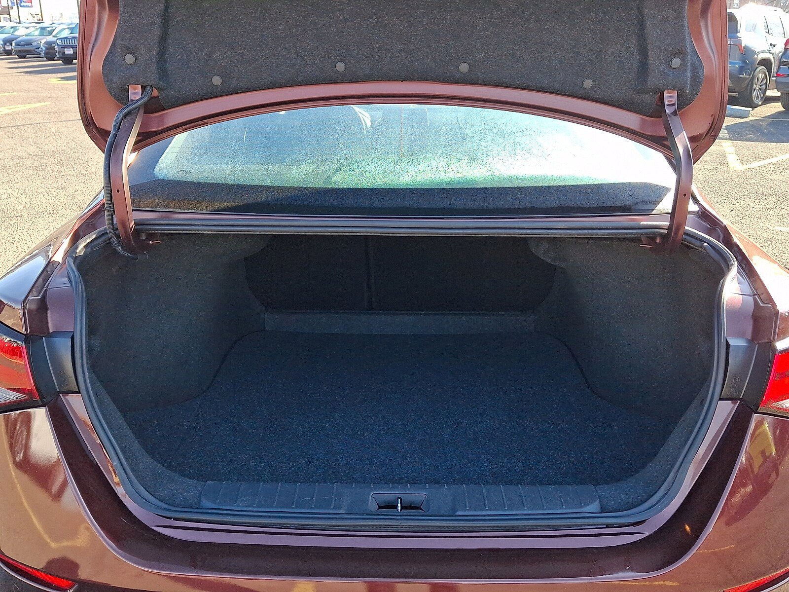 Used 2024 Nissan Sentra SV image 28
