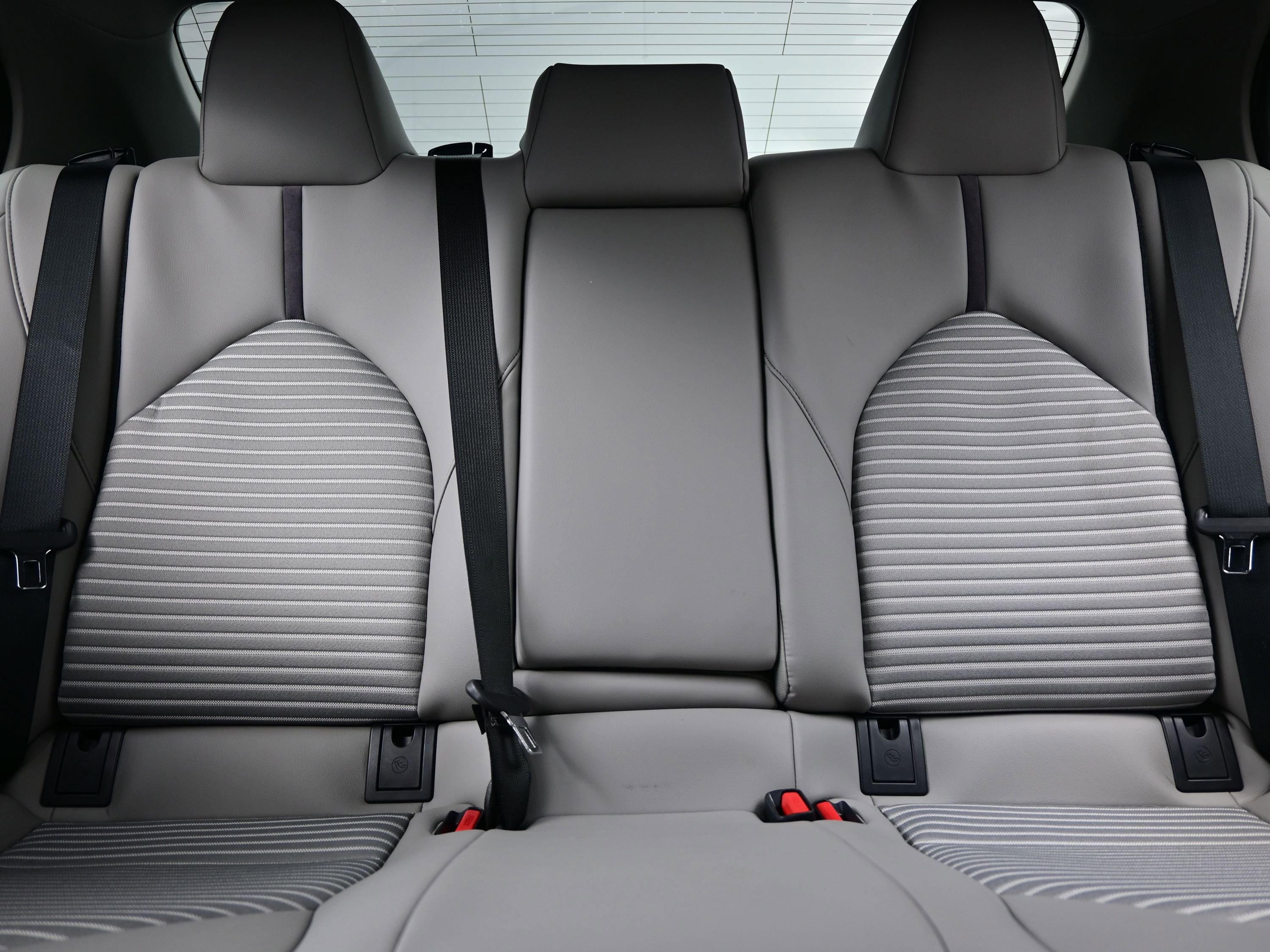 Used 2023 Toyota Camry SE image 15