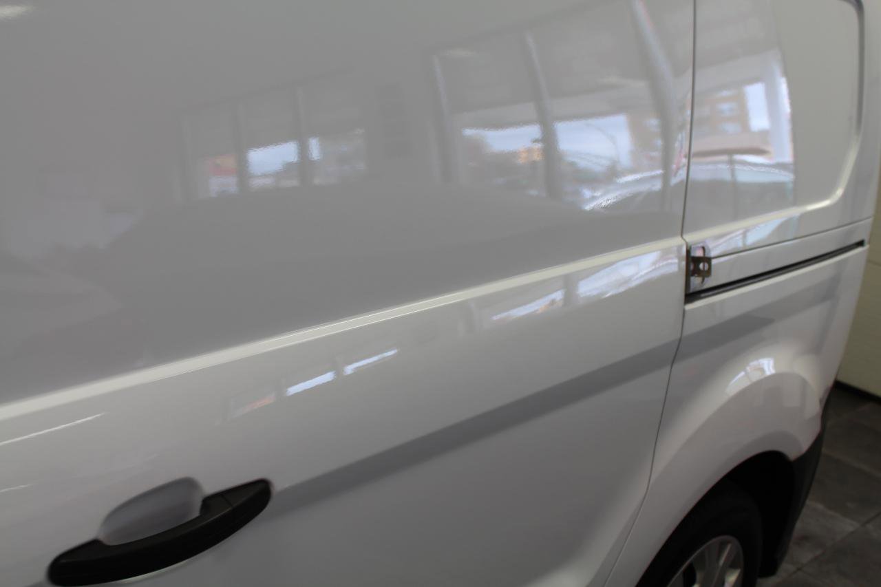 Used 2022 Ford Transit Connect XL image 30
