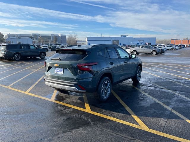 New 2026 Chevrolet Trax LT w/ Driver Confidence Package image 5