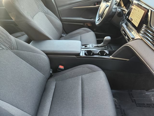 Used 2026 Toyota Camry LE FWD image 18