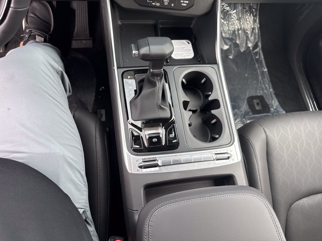 New 2027 Kia Carnival SX FWD image 22