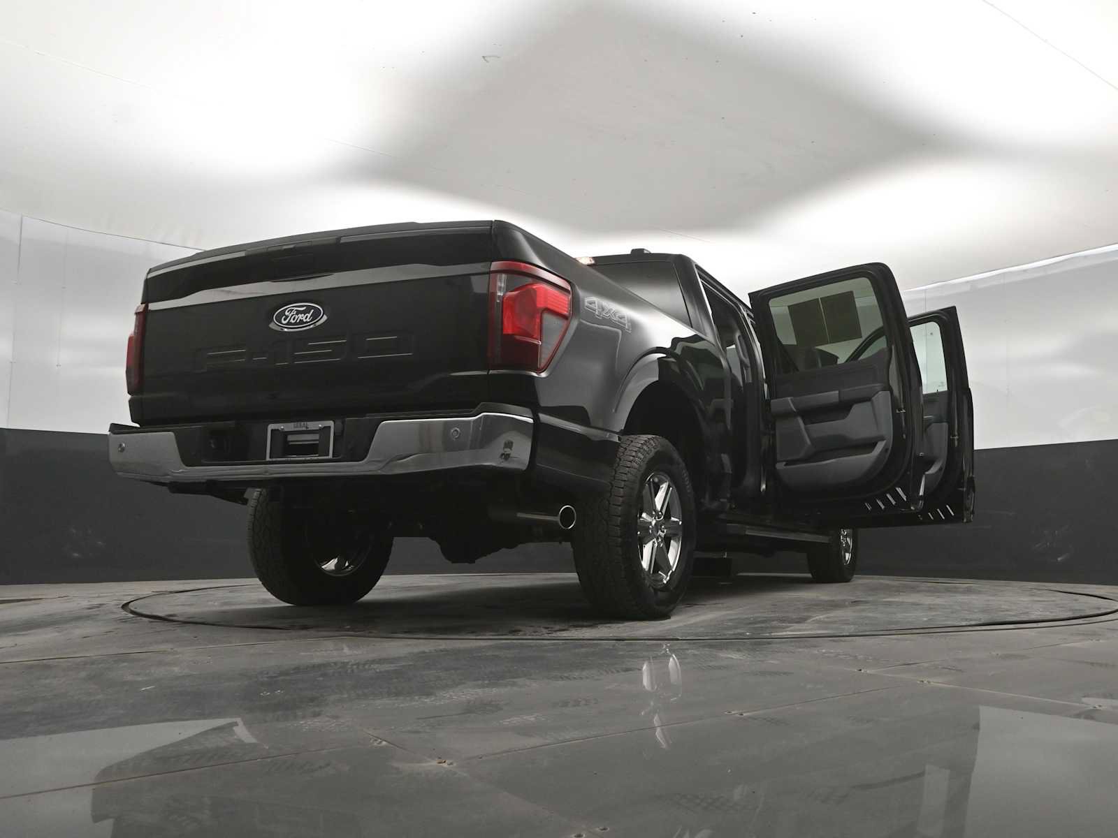 Used 2025 Ford F150 XLT w/ Equipment Group 301A Standard AWD/4WD image 50