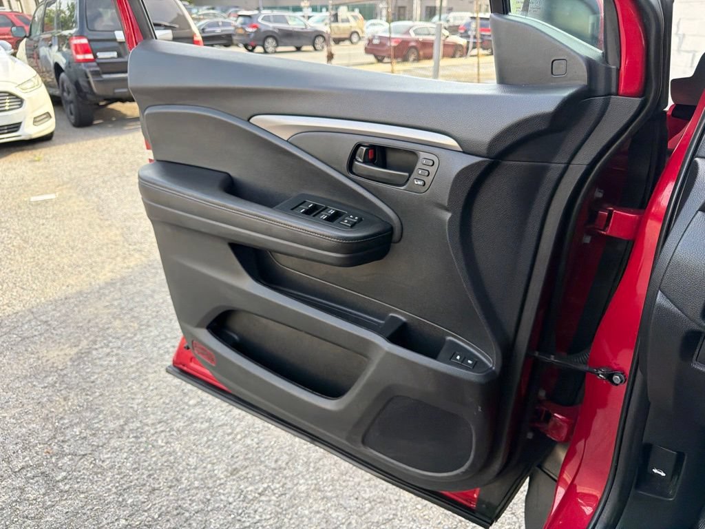 Used 2023 Honda Passport EX-L image 19