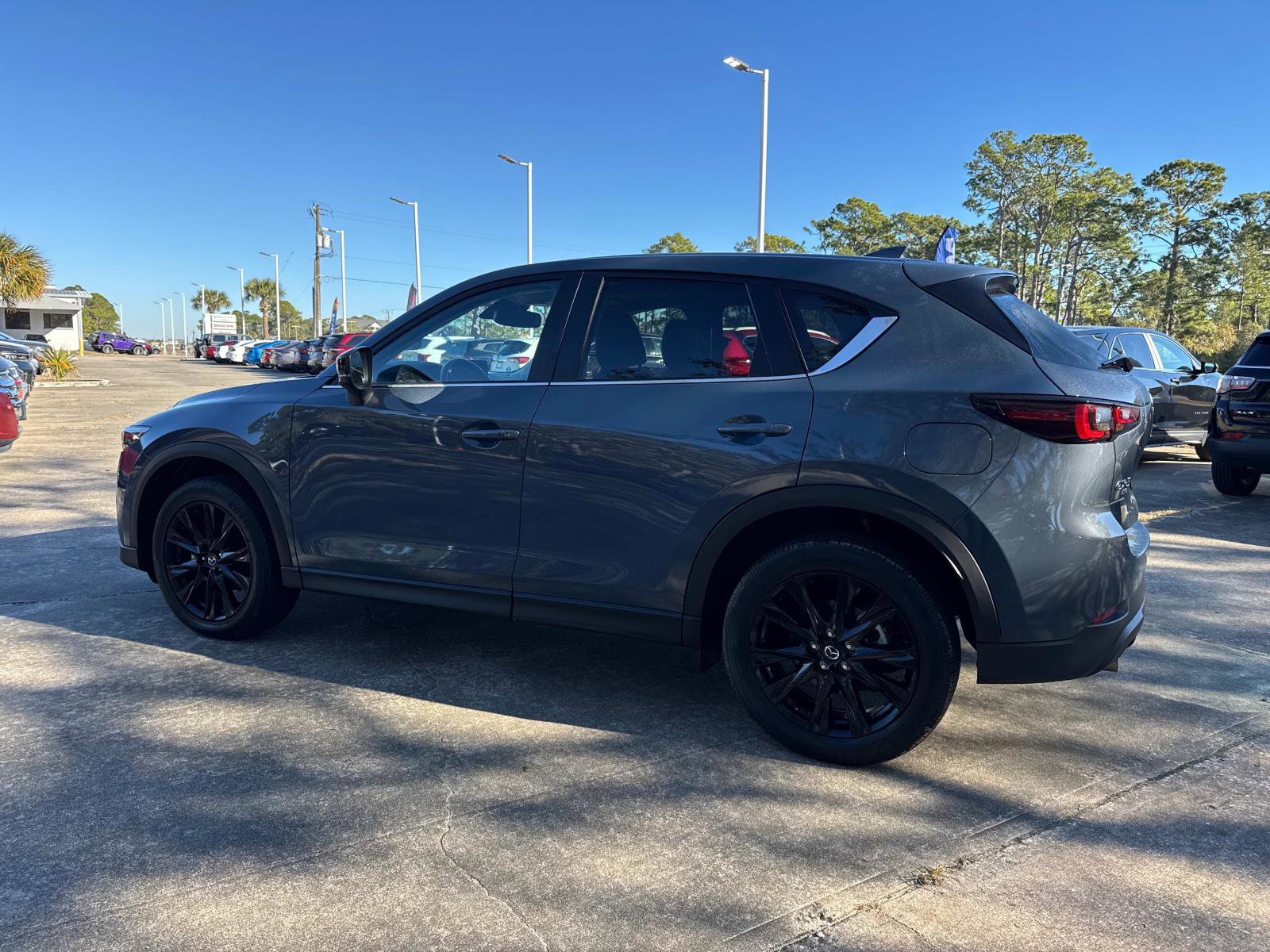 Used 2024 MAZDA CX-5 Carbon Edition image 5