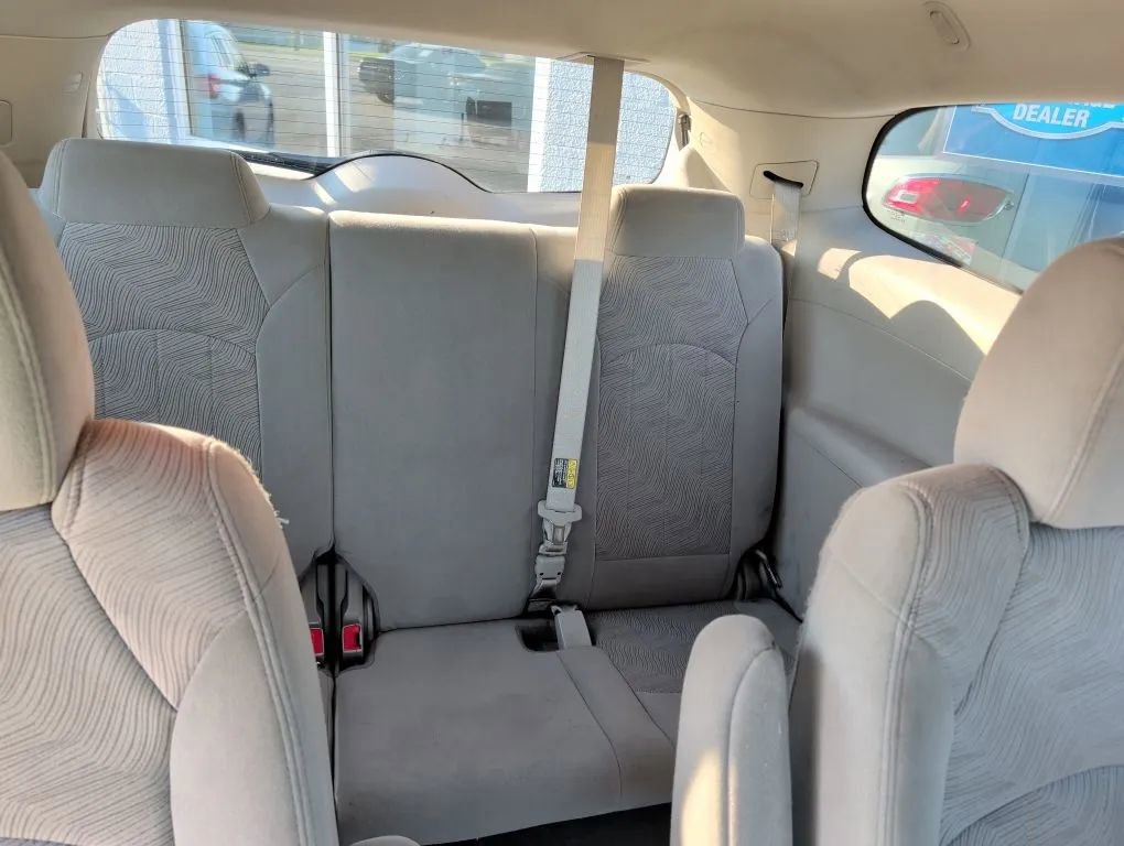 Used 2017 Buick Enclave Convenience image 27