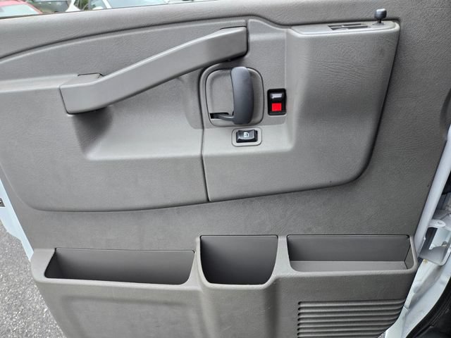 Used 2023 GMC Savana 2500 w/ Driver Convenience Package RWD image 33