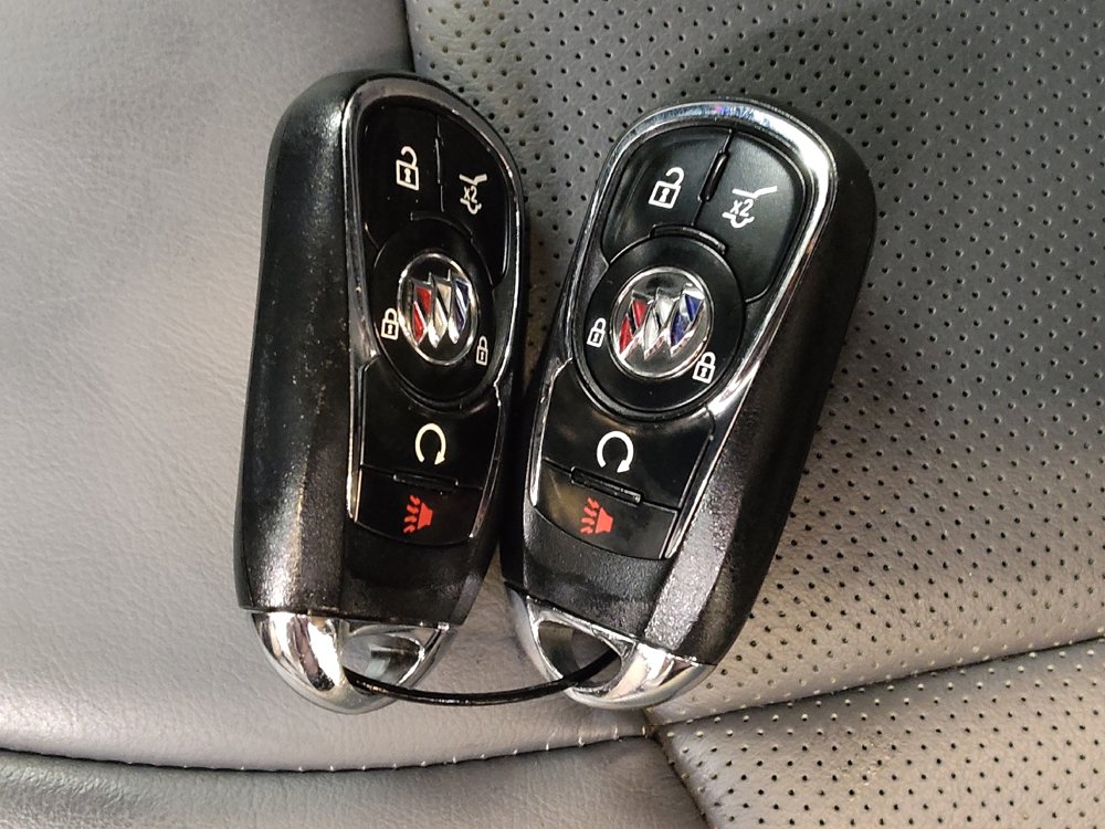 Used 2023 Buick Enclave Essence FWD image 32