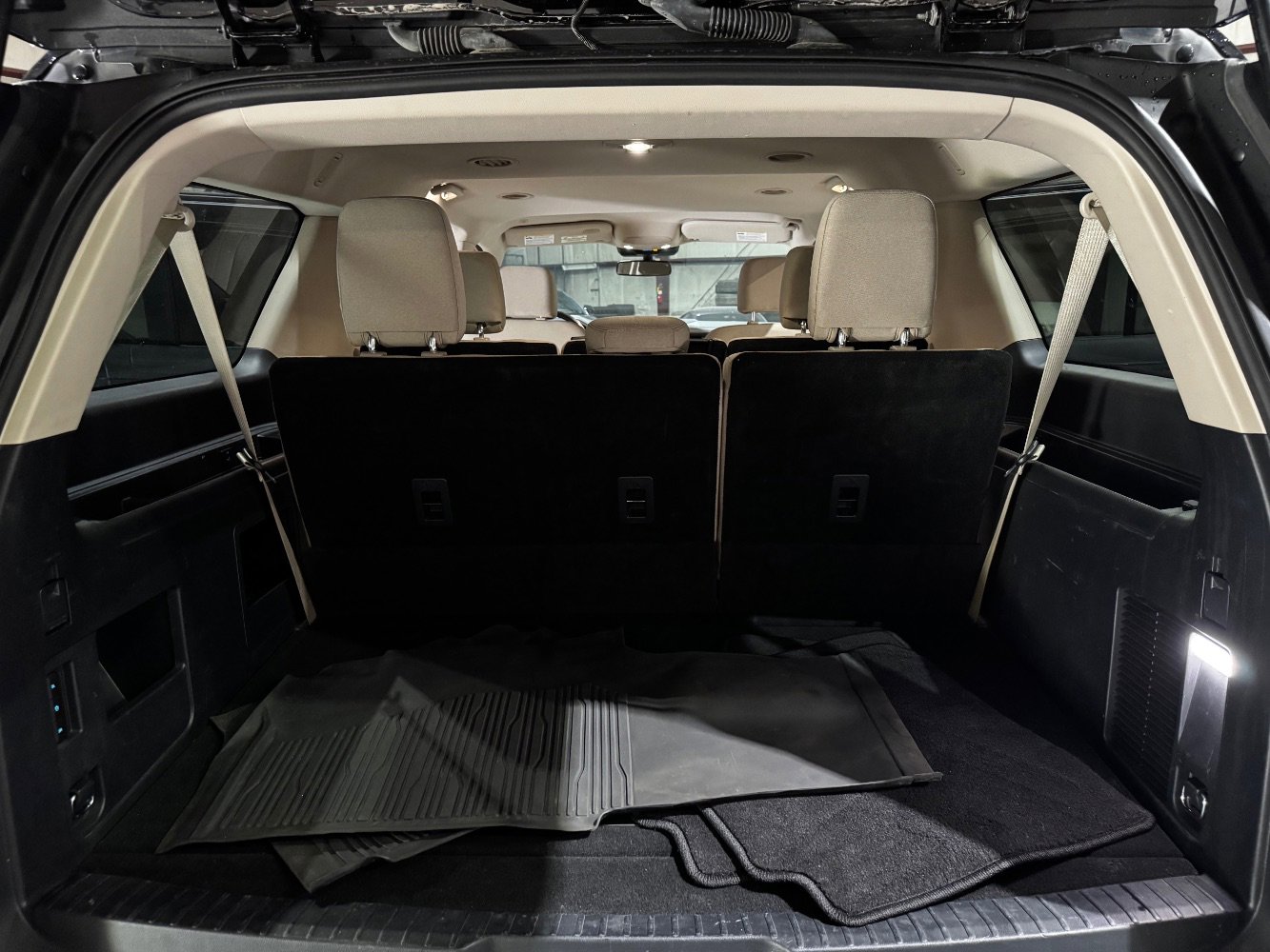 Used 2022 Ford Expedition Max XLT image 19