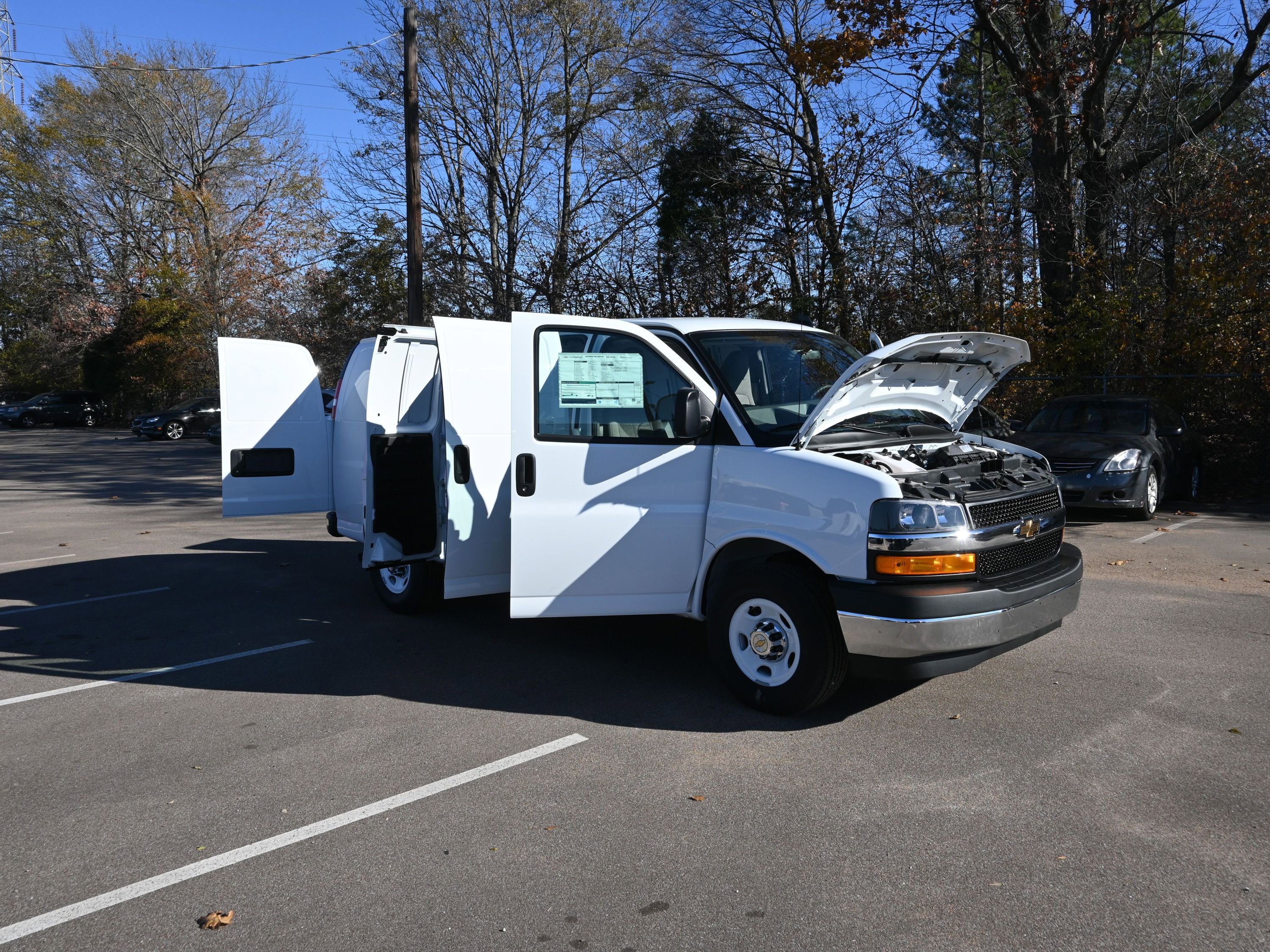 New 2025 Chevrolet Express 2500 w/ Driver Convenience Package image 23