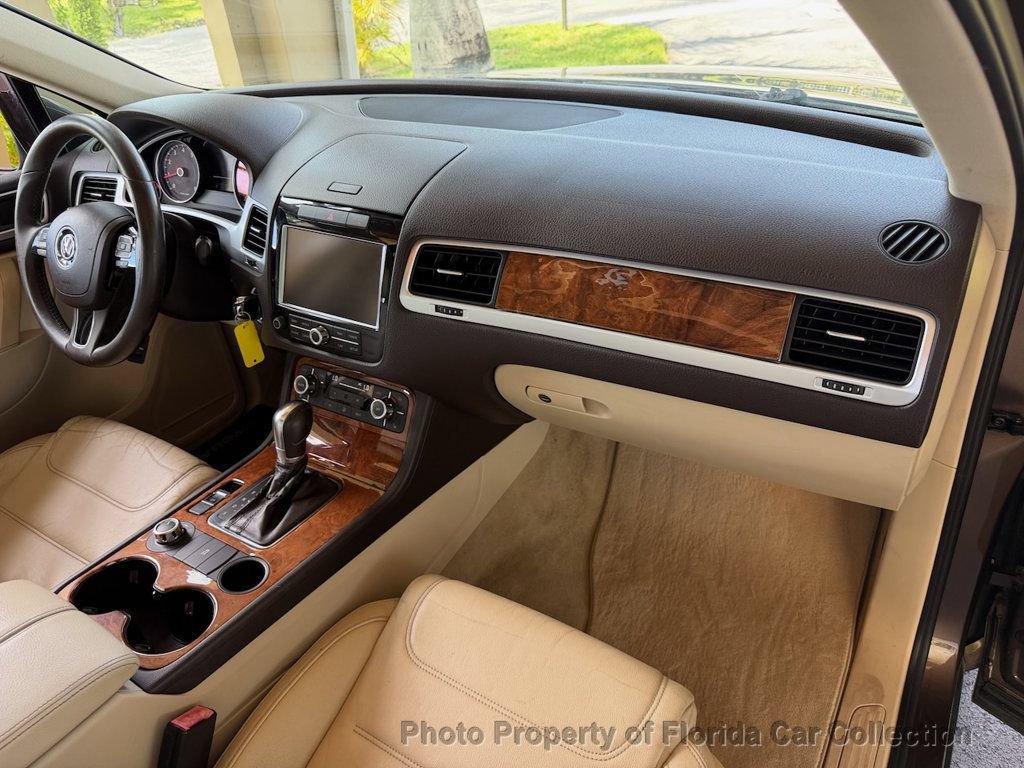 Used 2012 Volkswagen Touareg VR6 AWD/4WD image 42