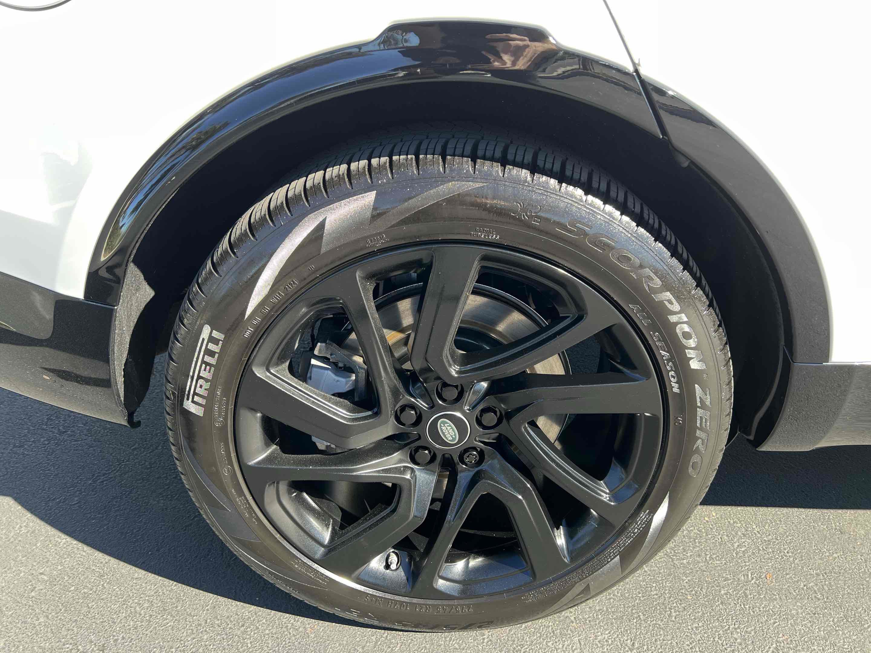 Used 2021 Land Rover Discovery S R-Dynamic image 77