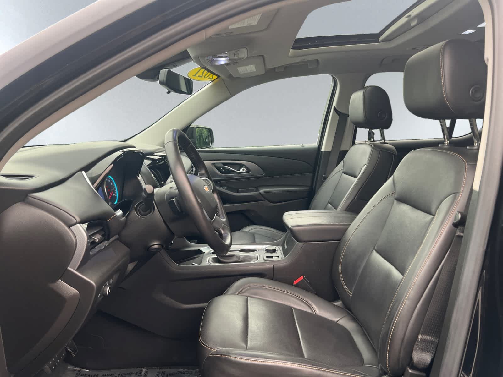 Used 2021 Chevrolet Traverse Premier w/ Redline Edition AWD/4WD image 11