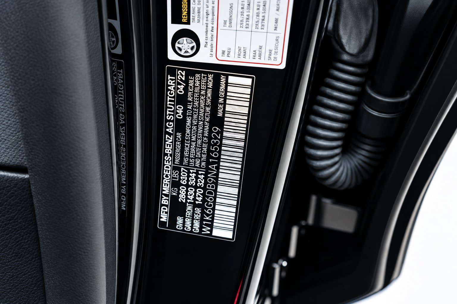 Used 2022 Mercedes-Benz S 500 4MATIC w/ AMG Line Package image 46