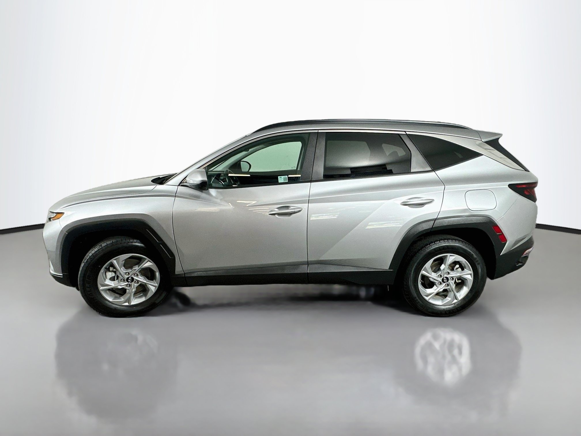 Certified 2024 Hyundai Tucson SEL AWD/4WD image 4