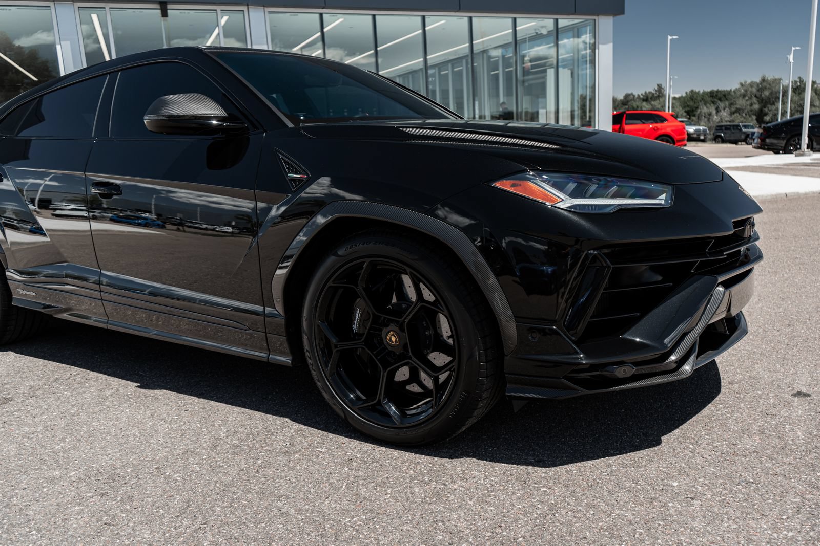 Used 2023 Lamborghini Urus Performante AWD/4WD image 19