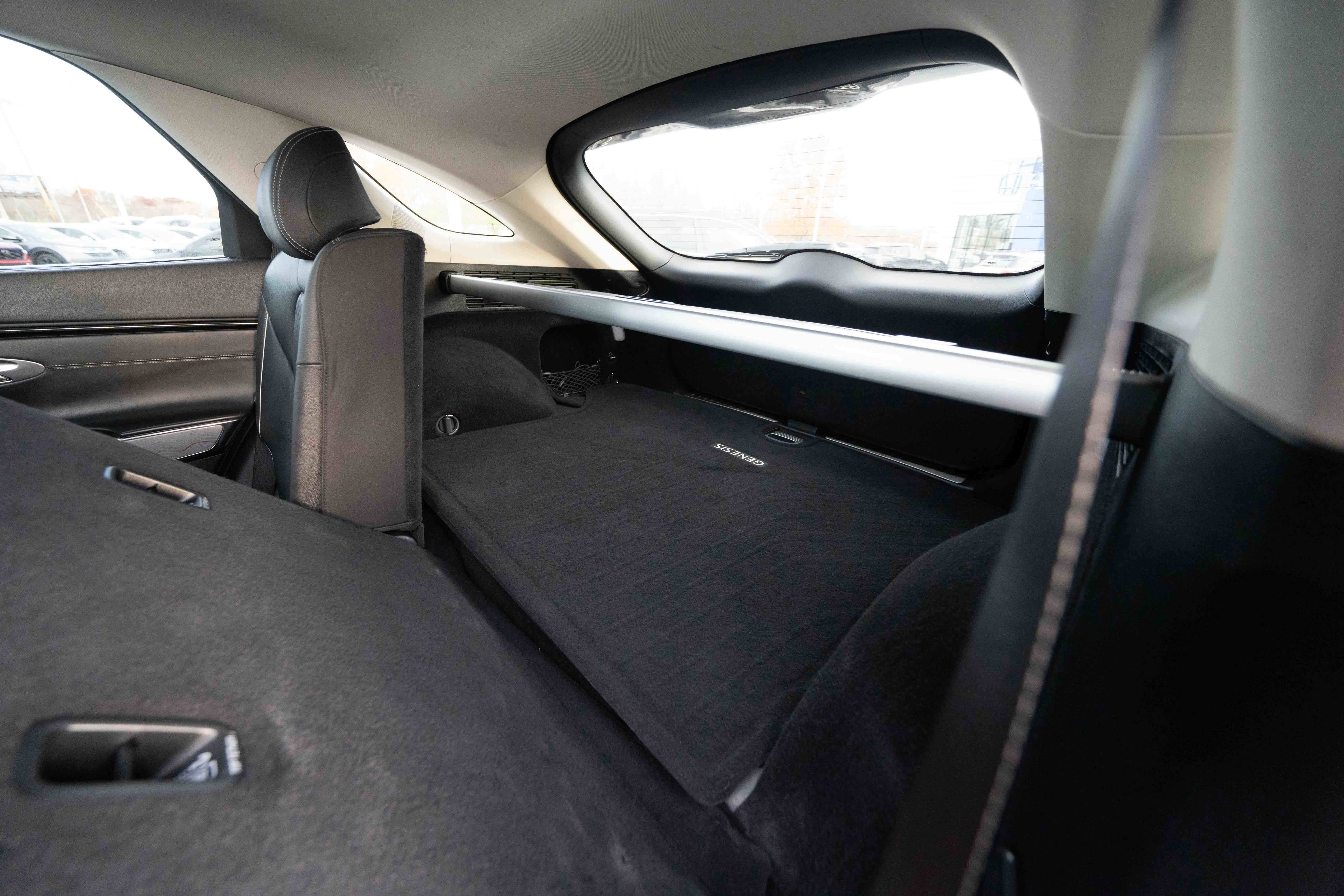 Used 2023 Genesis GV70 2.5T w/ Advanced Package image 24