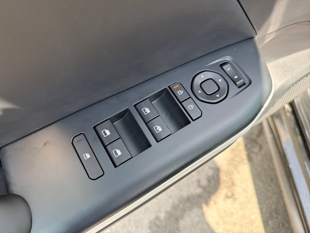 New 2026 Kia K4 GT-Line w/ GT-Line Premium Package FWD image 18