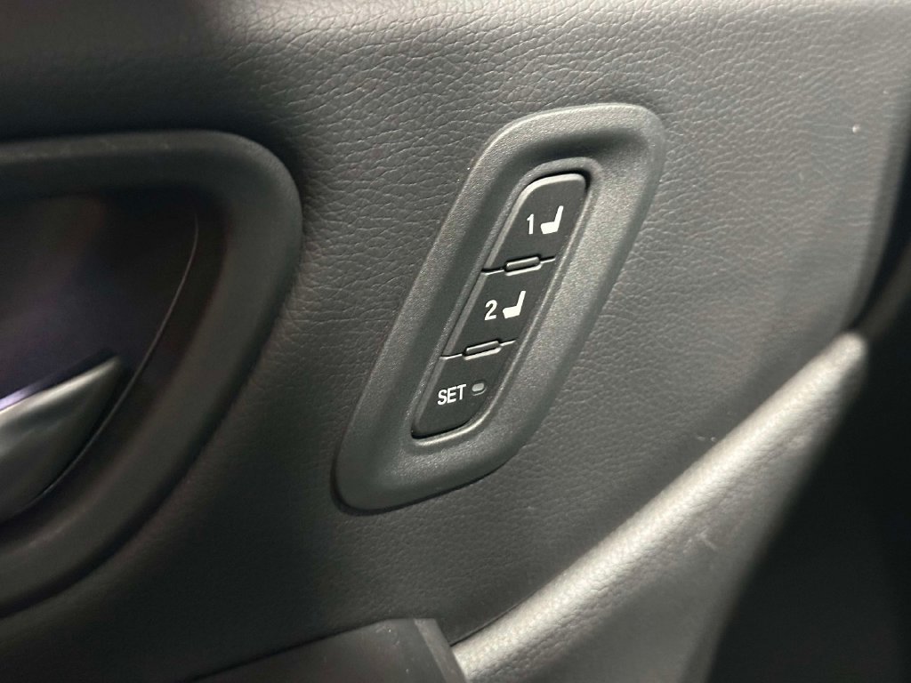 Certified 2024 Honda Pilot Touring image 31