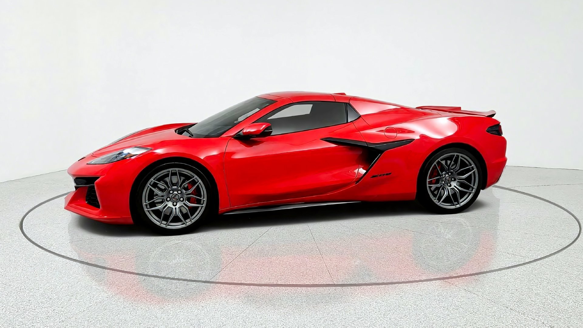 Used 2025 Chevrolet Corvette Z06 w/ Battery Protection Package RWD image 2