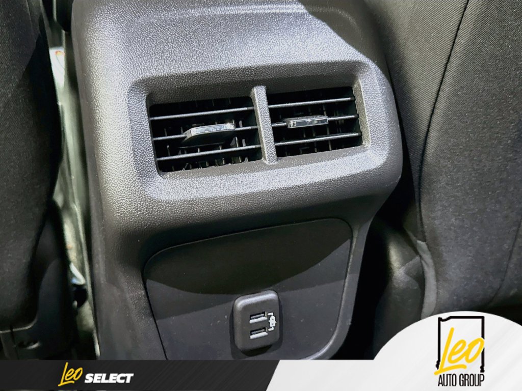 Used 2024 Chevrolet Equinox LT AWD/4WD image 27