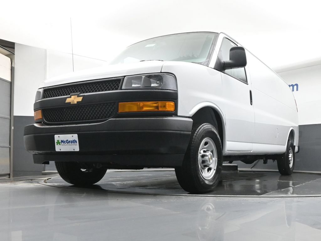 New 2026 Chevrolet Express 2500 Extended w/ Driver Convenience Package RWD image 7