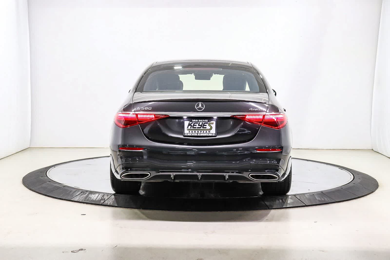 Certified 2022 Mercedes-Benz S 580 4MATIC Sedan image 3