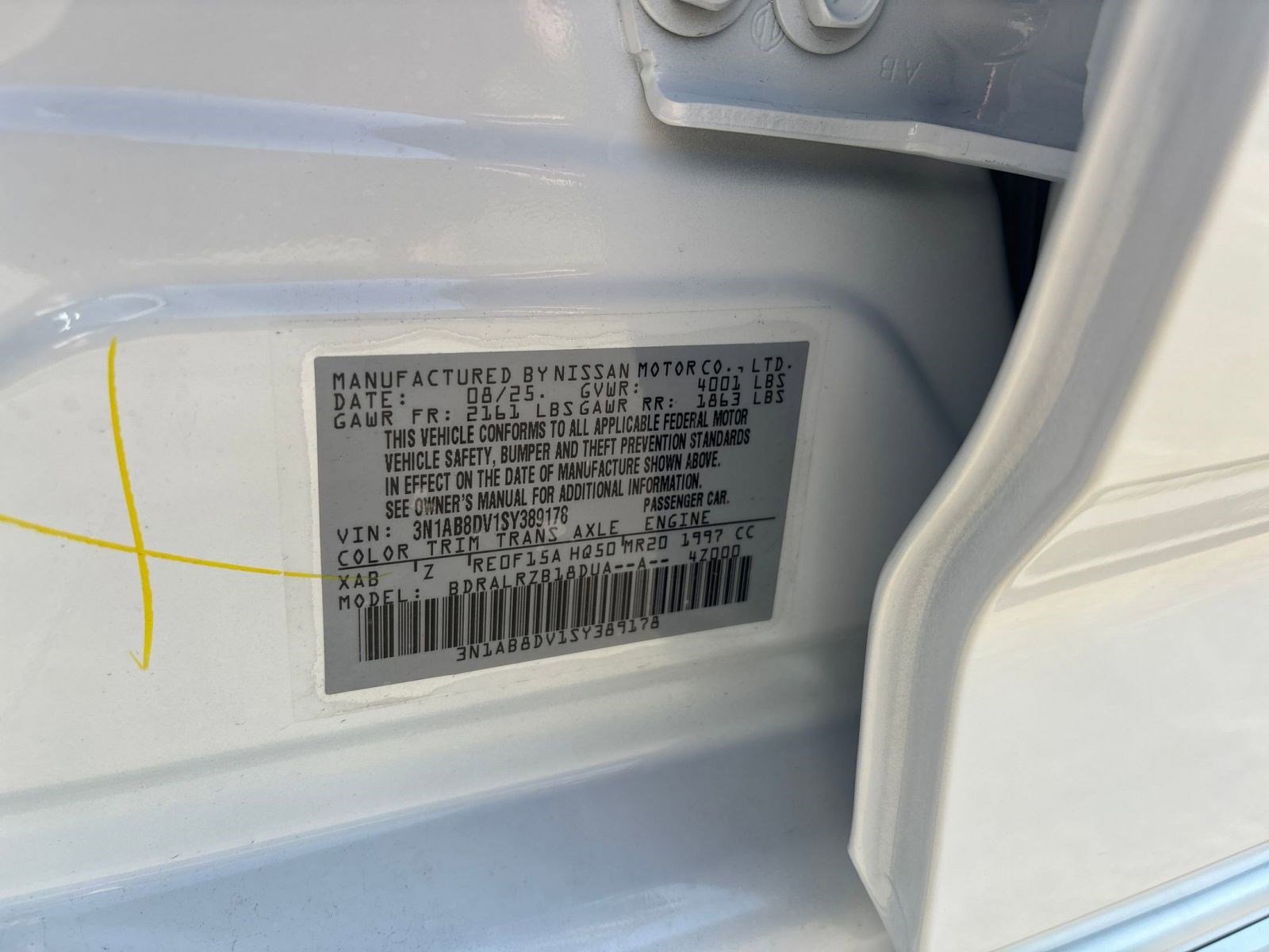 New 2025 Nissan Sentra SR FWD image 21