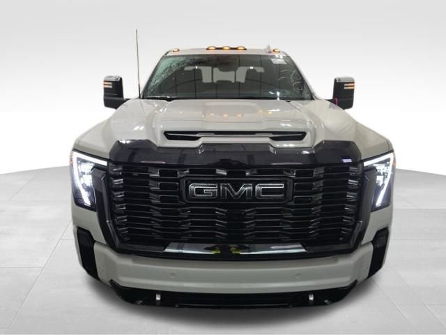 Used 2024 GMC Sierra 2500 Denali Ultimate image 2