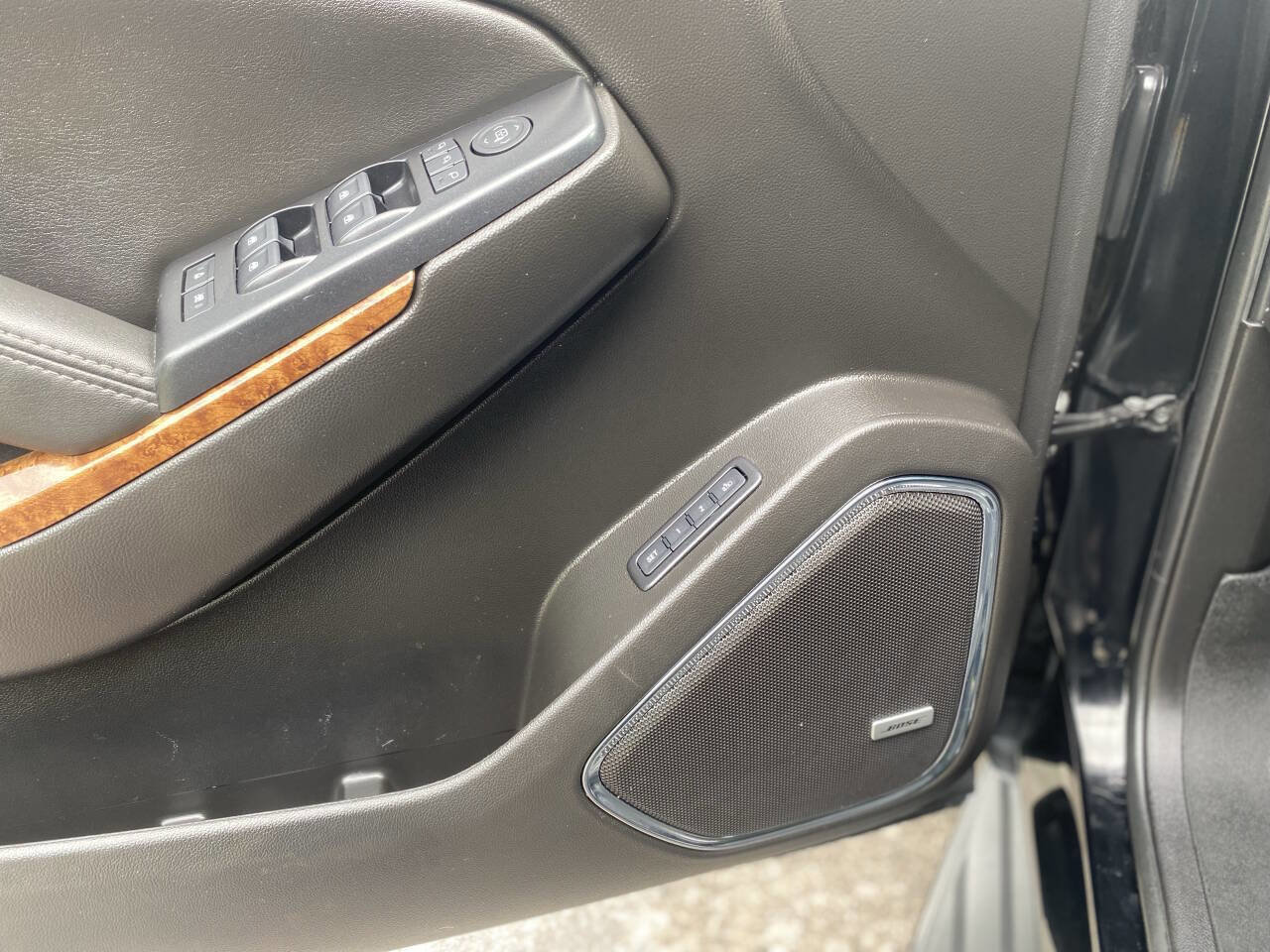 Used 2019 Chevrolet Tahoe Premier image 18