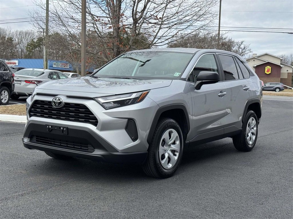 Used 2025 Toyota RAV4 LE image 23