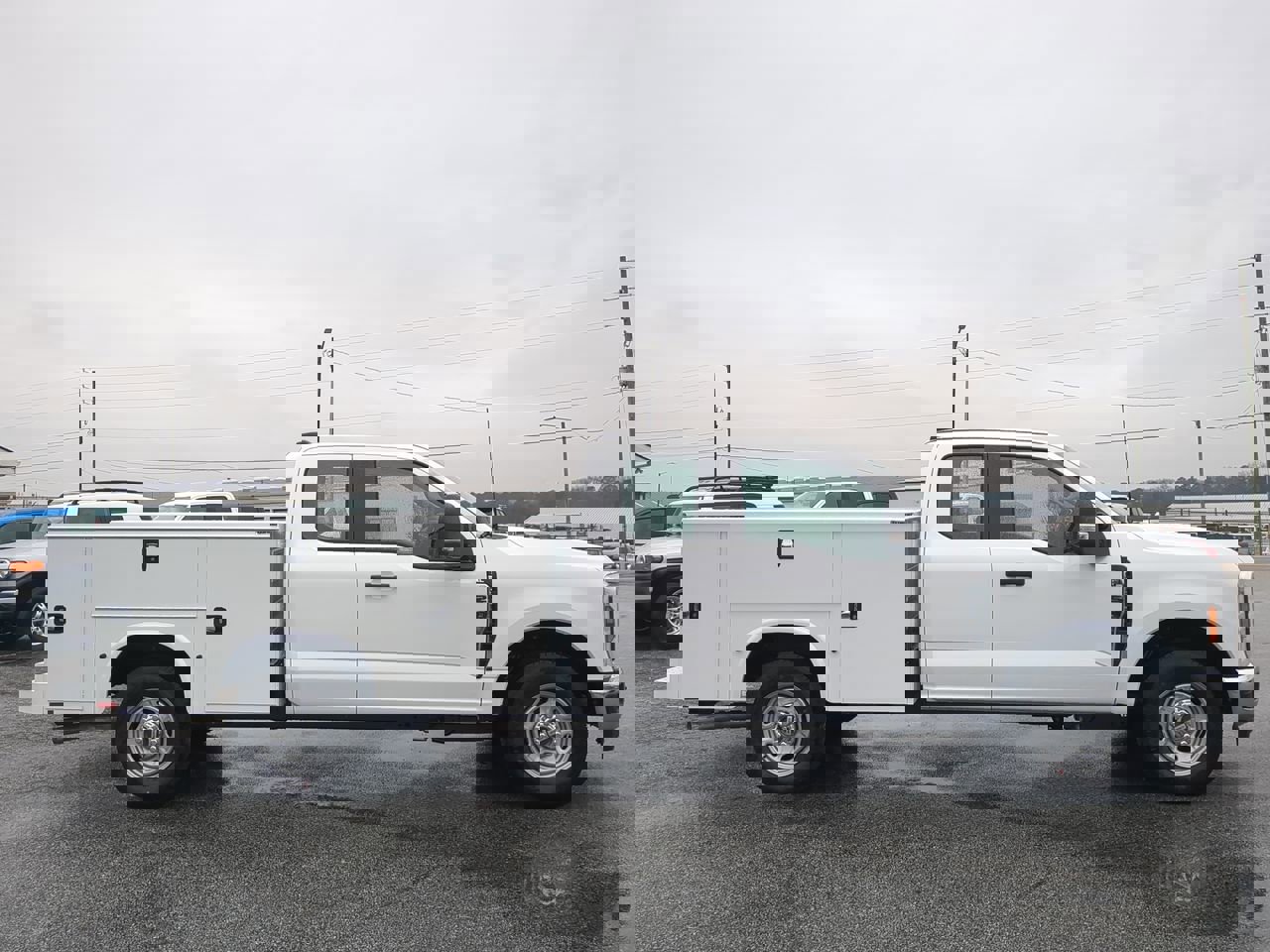 New 2026 Ford F250 XL w/ XL Chrome Package image 2