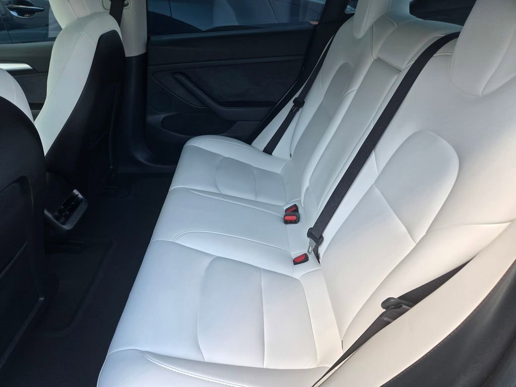Used 2022 Tesla Model 3 Long Range AWD/4WD image 12