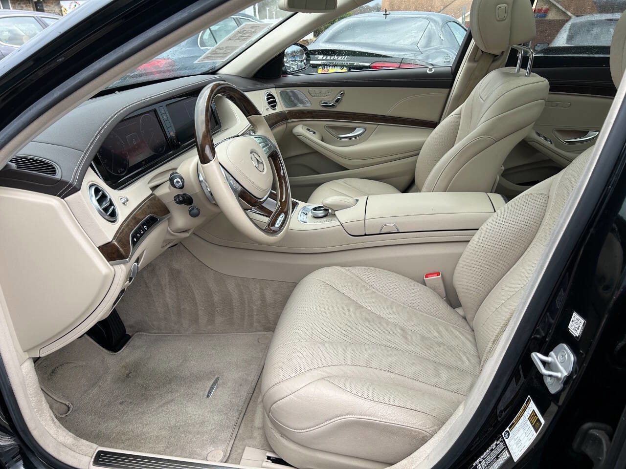 Used 2014 Mercedes-Benz S 550 Sedan w/ Premium 1 Package image 15