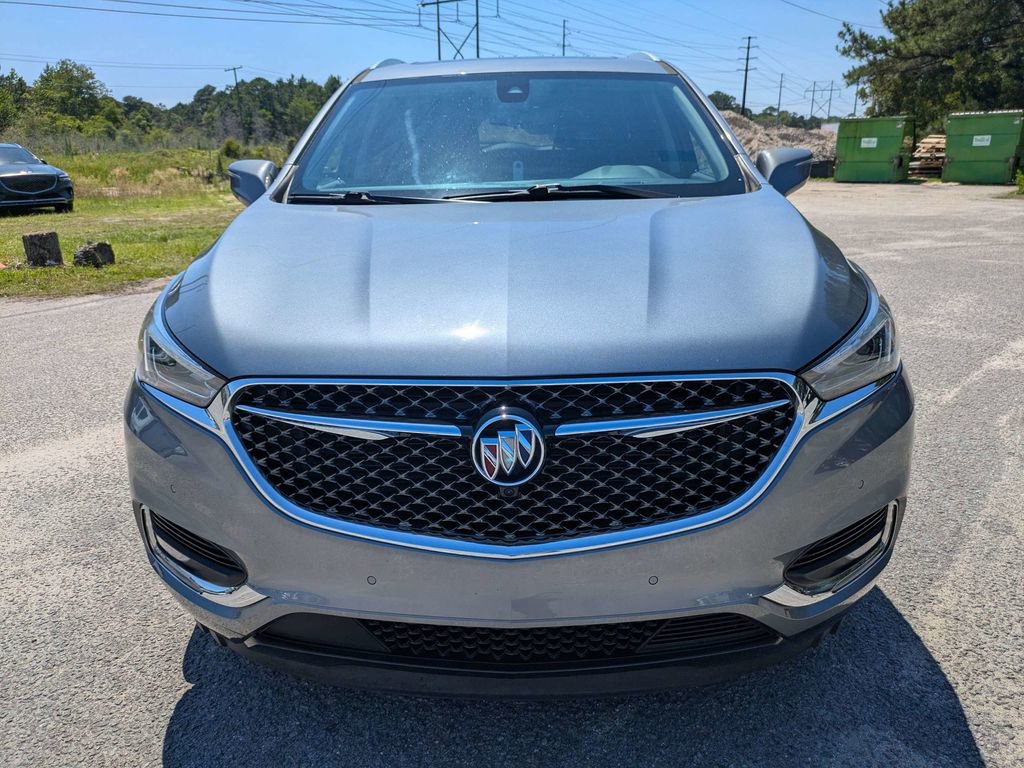 Used 2019 Buick Enclave Avenir w/ Avenir Technology Package FWD image 8