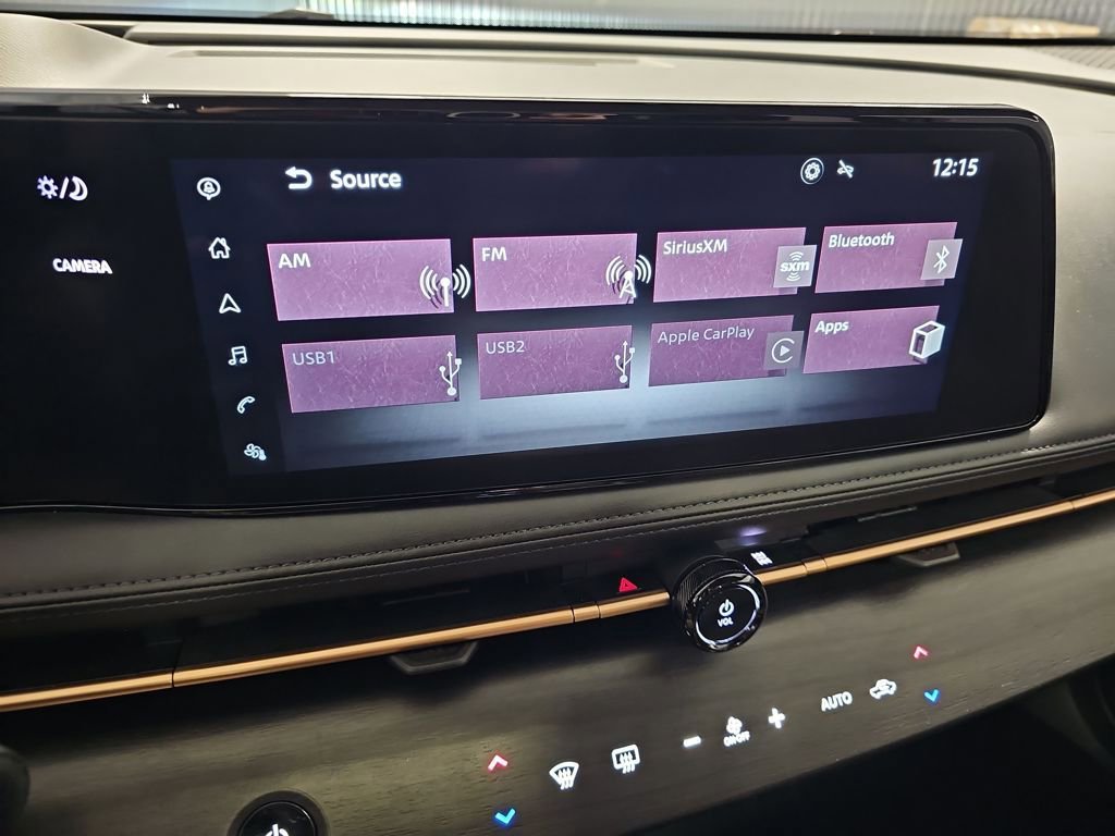 Used 2023 Nissan Ariya AWD image 38