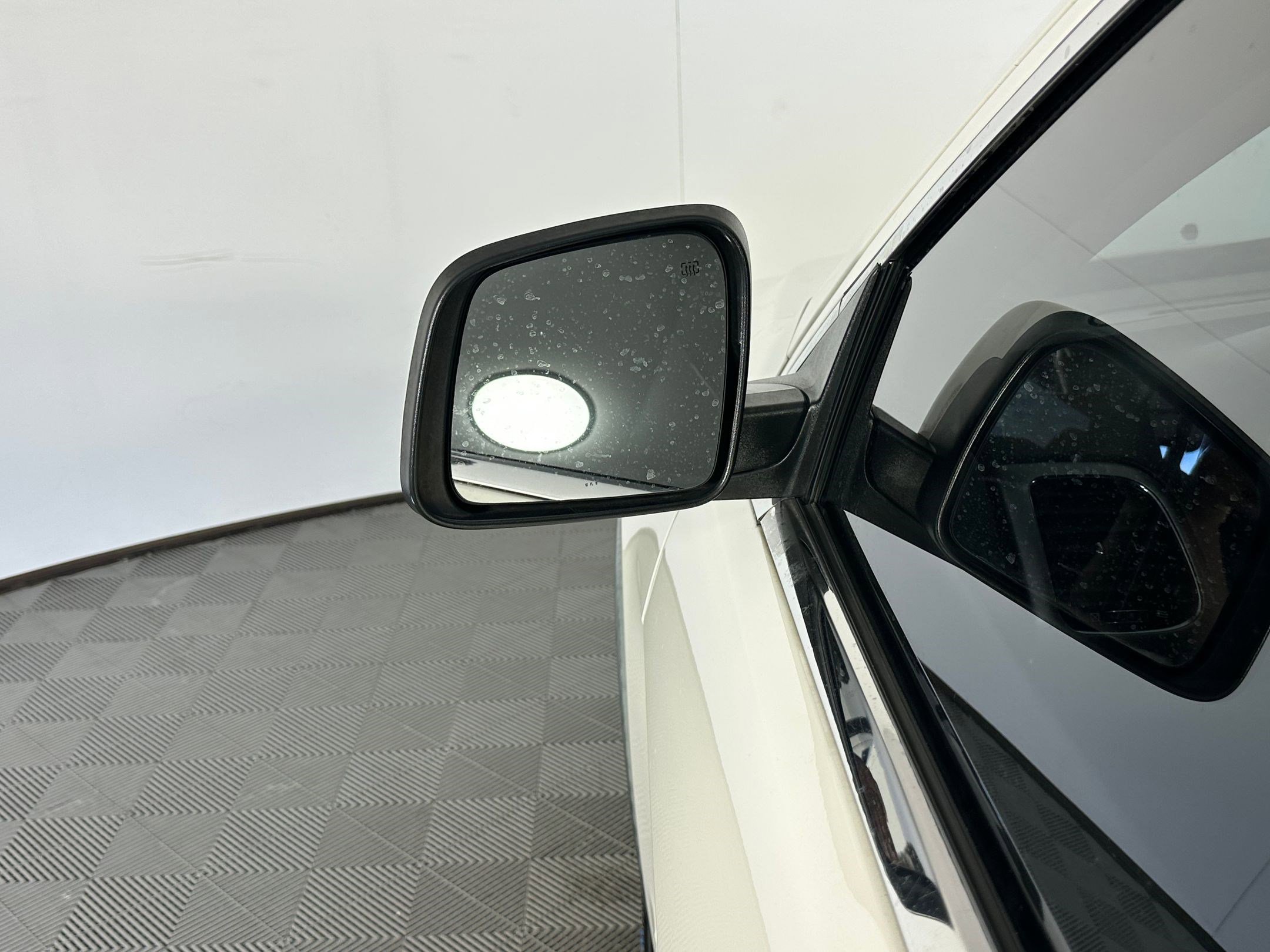 Used 2012 Jeep Grand Cherokee Laredo image 21