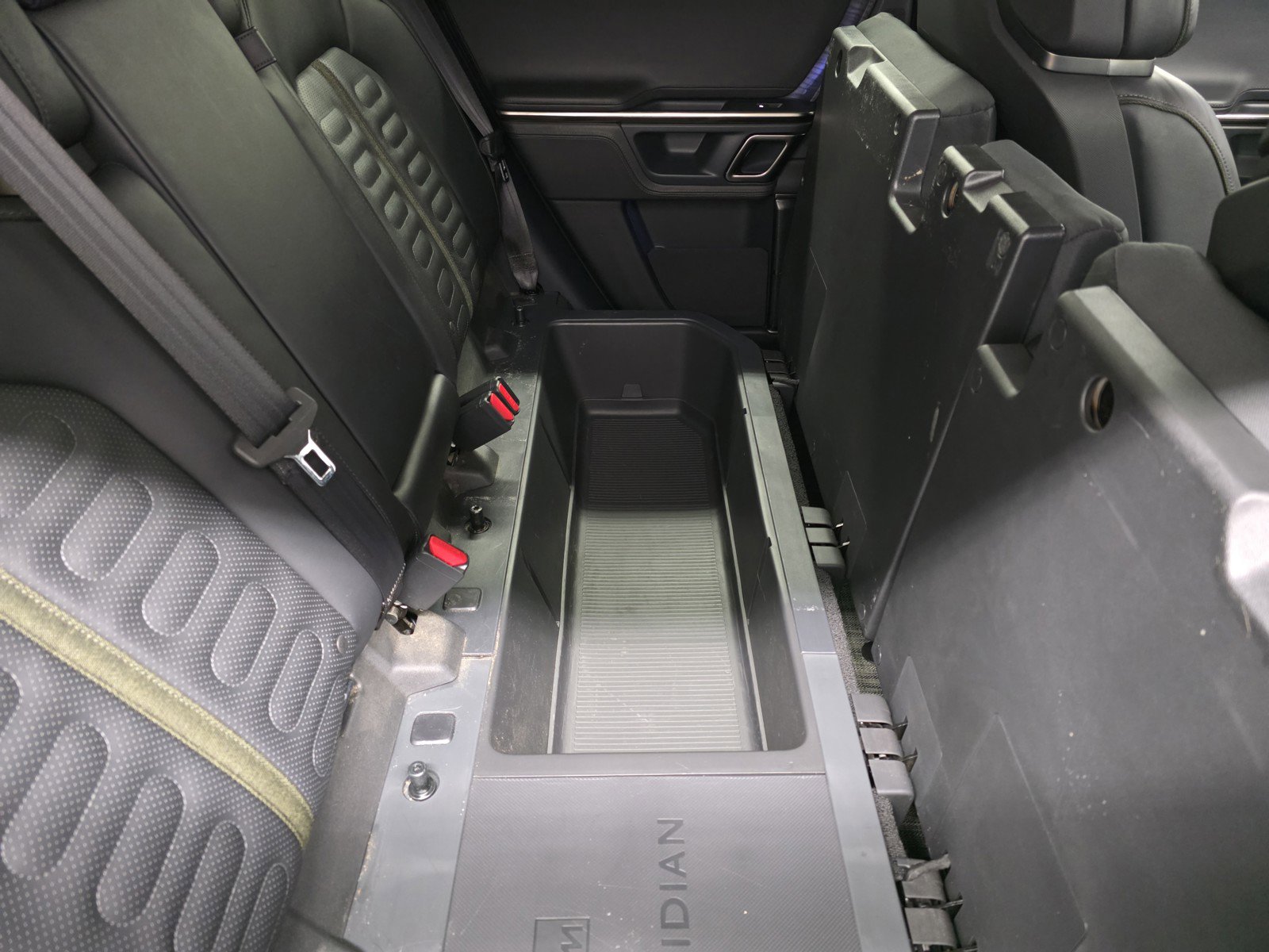 Used 2022 Rivian R1T Adventure image 24