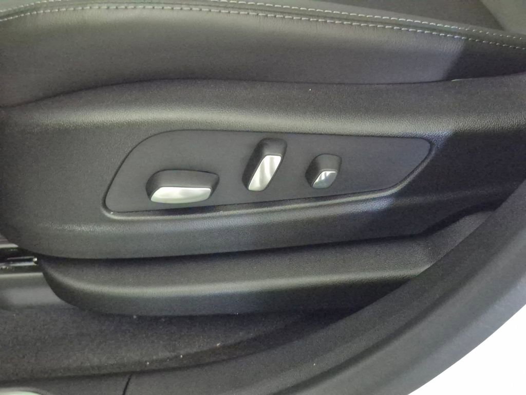 New 2026 Cadillac XT5 Premium Luxury w/ Driver Assist Package image 15