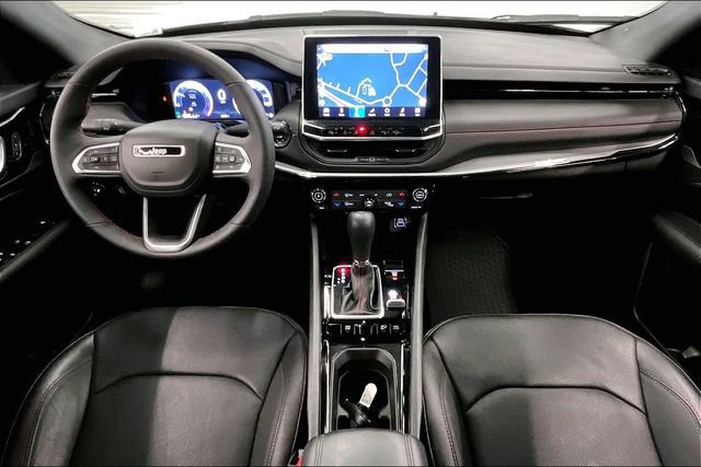 Used 2024 Jeep Compass Trailhawk w/ Trailhawk Elite Group image 18