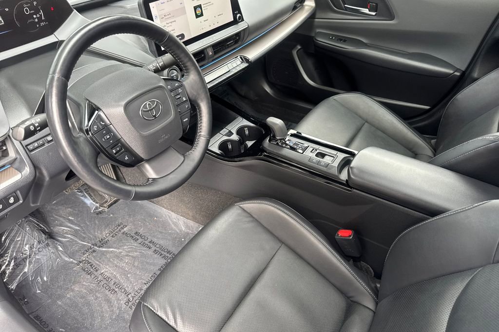 Used 2024 Toyota Prius Limited image 9