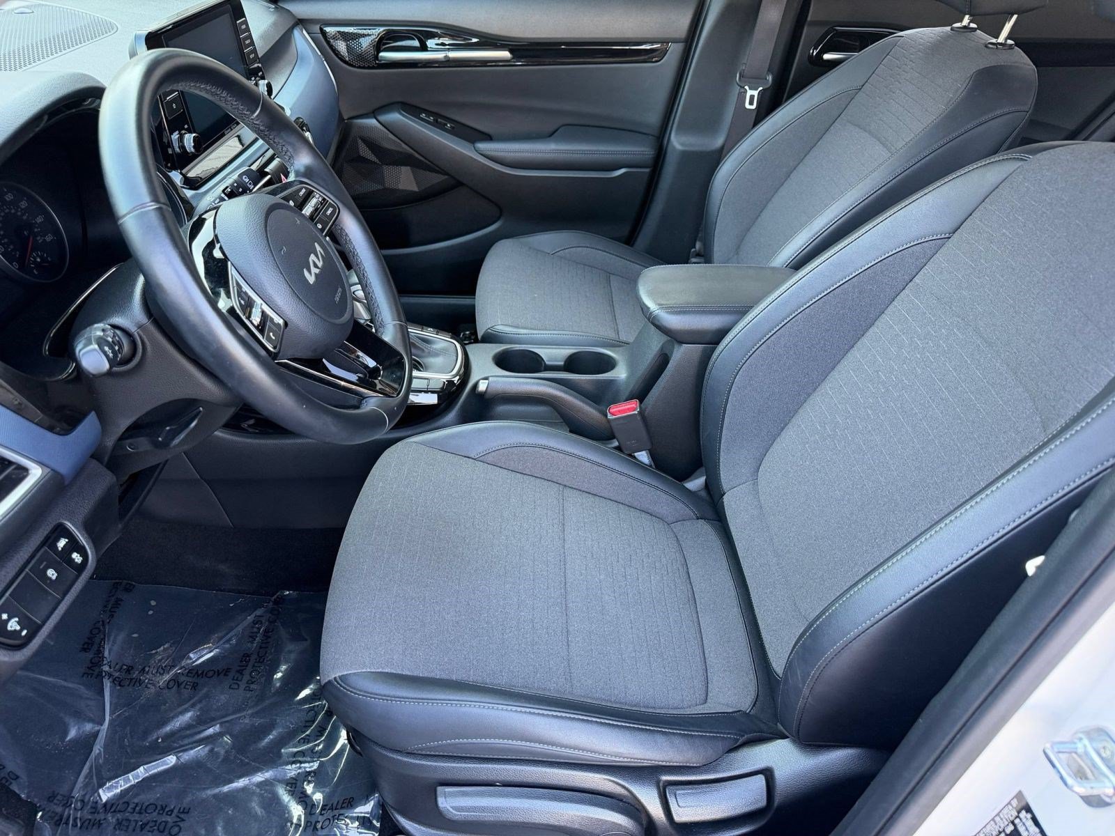Used 2023 Kia Seltos S FWD image 5