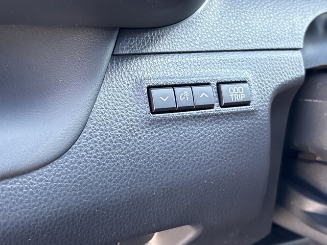 Used 2025 Toyota Crown Signia w/ Advanced Technology Package AWD/4WD image 24