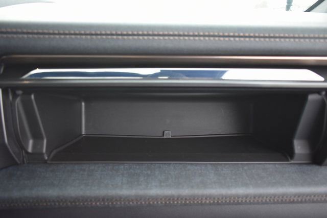 Used 2024 Ford F150 Lightning Lariat image 49