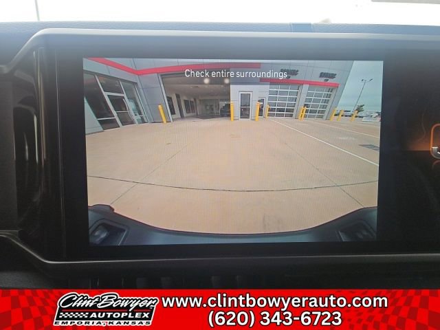 New 2025 Jeep Gladiator Sport image 19