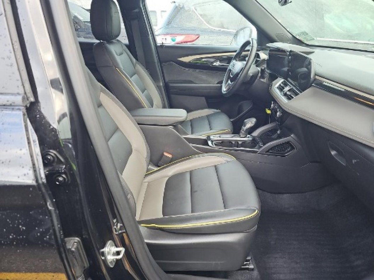 Used 2025 Chevrolet TrailBlazer ACTIV w/ Driver Confidence Package image 12