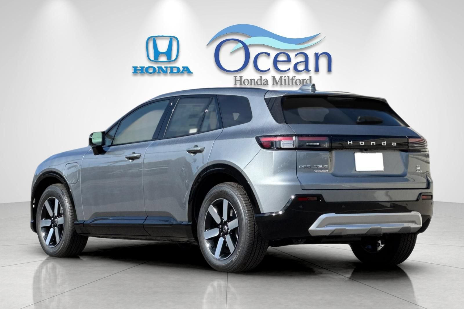 New 2026 Honda Prologue Touring image 3