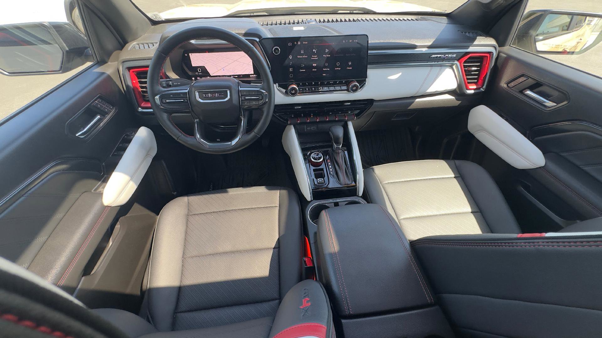 Used 2023 GMC Canyon AT4X AWD/4WD image 9